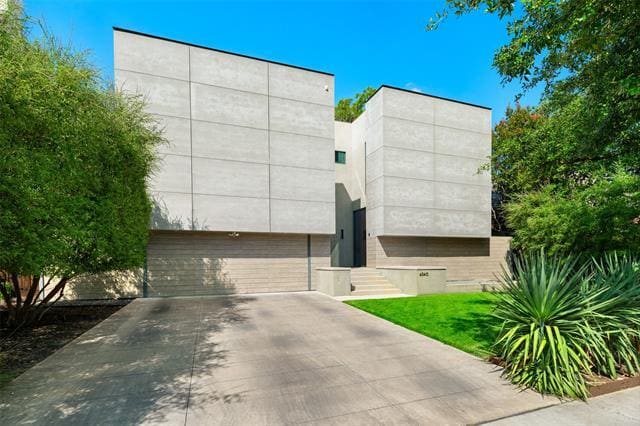 property at 4340 Fairfax Ave