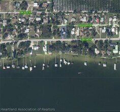 683 Lake June Rd in Lake Placid, FL - Foto de edificio - Building Photo