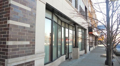 3117 W Lawrence Ave in Chicago, IL - Building Photo - Building Photo