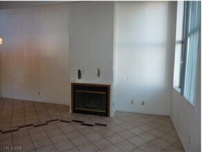 2451 Old Forge Ln in Las Vegas, NV - Building Photo - Building Photo