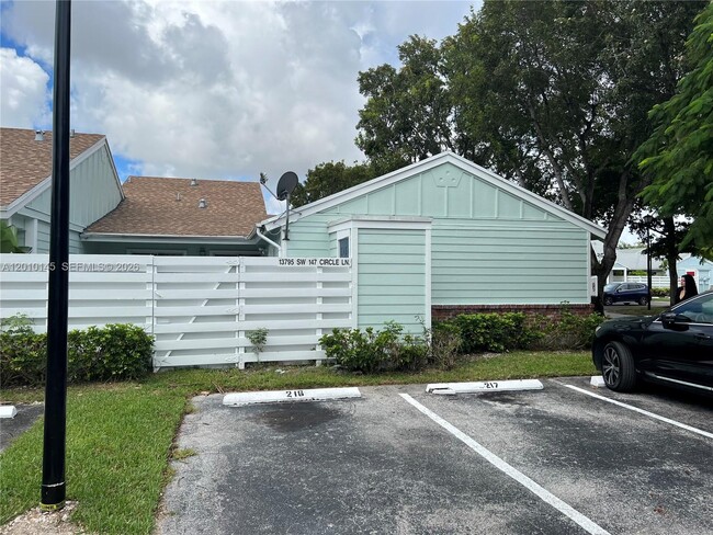 property at 13795 SW 147th Cir Ln