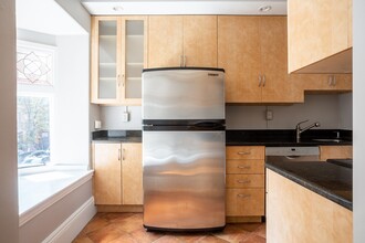 81 Saint Botolph St, Unit 2 in Boston, MA - Building Photo - Building Photo
