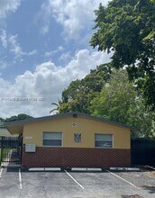 1341 NE 5th Terrace in Fort Lauderdale, FL - Building Photo - Building Photo