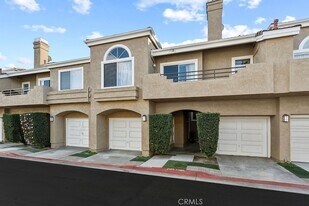 25102 Calle Playa, Unit D in Laguna Niguel, CA - Building Photo