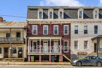 6-8 S Main St in Smithsburg, MD - Building Photo - Building Photo