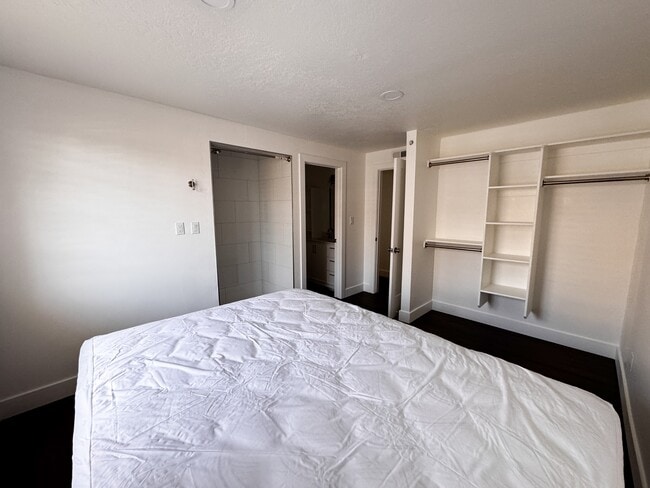 property at 724 W 1720 N