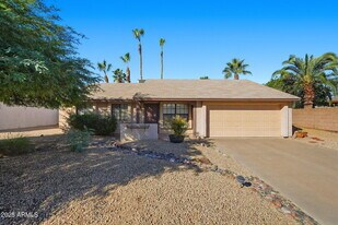 16264 N 66th St in Scottsdale, AZ - Building Photo