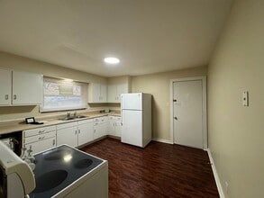 4321 Bruhin Rd-Unit -1 in Knoxville, TN - Building Photo - Building Photo