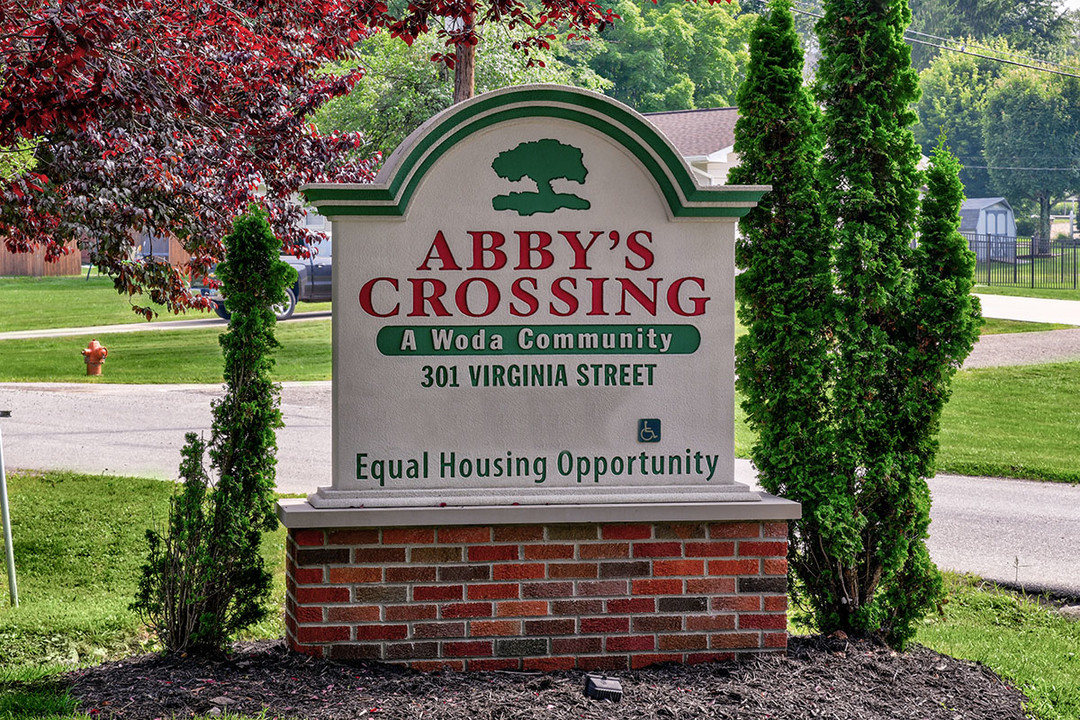 Abbys Crossing in Bethesda, OH - Building Photo