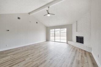 12523 Drifting Winds Dr in Houston, TX - Building Photo - Building Photo