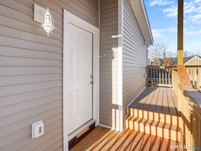 27 5th St in Stamford, CT - Building Photo - Building Photo