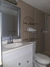 10037 Winding Lake Rd, Unit 102 in Sunrise, FL - Building Photo - Building Photo