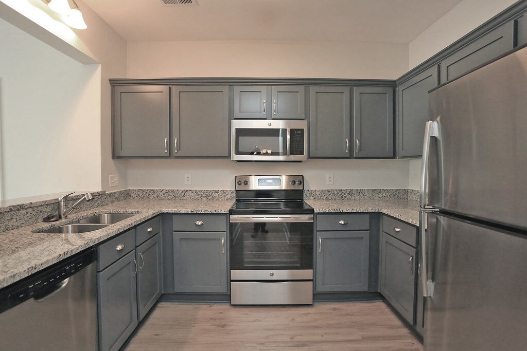 Saltmeadow Bay Virginia Beach, VA Apartments