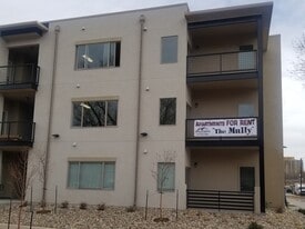 430 W Pikes Peak Ave