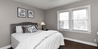 Avenue Willows 2 bed-1 bath with W/D inclu... in Louisville, KY - Building Photo