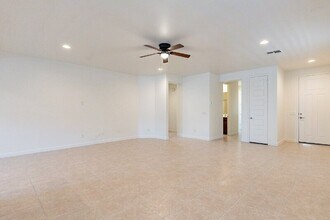 3742 S 64th Dr in Phoenix, AZ - Building Photo - Building Photo