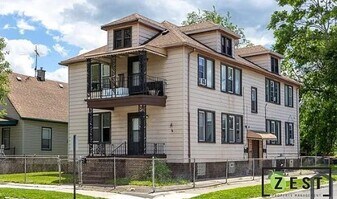 90 Catherine St in River Rouge, MI - Building Photo