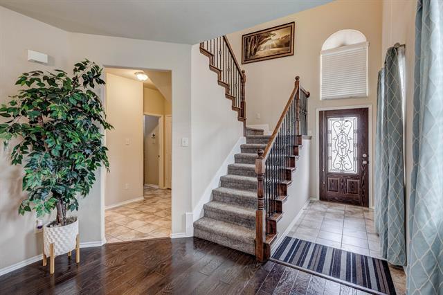 1405 Silver Ln in Aubrey, TX - Foto de edificio