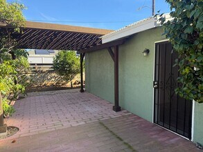 635 Chestnut Ave in Carlsbad, CA - Building Photo - Building Photo