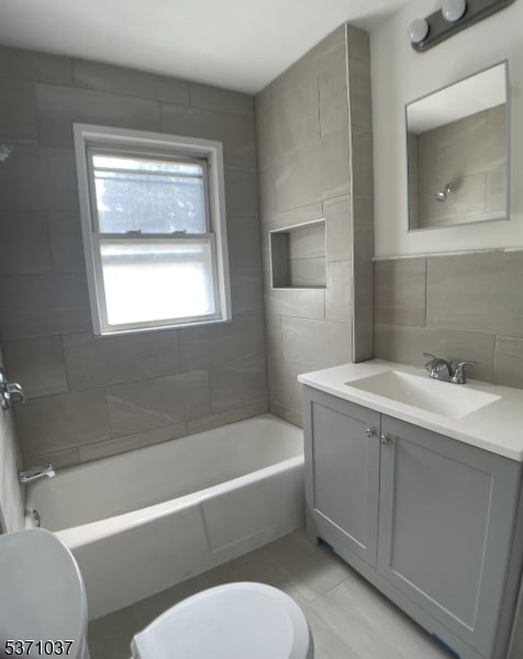 296 DeMott Ave in Clifton, NJ - Building Photo - Building Photo