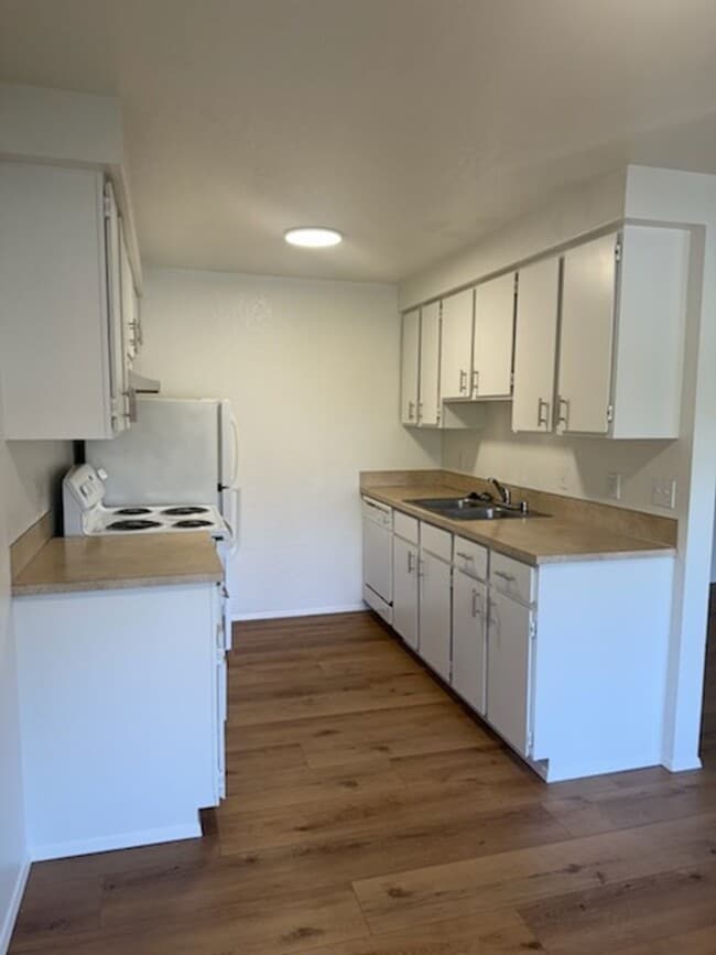 Viking Suites in Bellingham, WA - Foto de edificio - Interior Photo