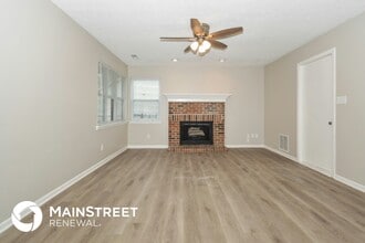 1017 Crimson King Pkwy in Mooresville, IN - Foto de edificio - Building Photo