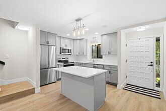 805 Clake St in DeLand, FL - Building Photo - Building Photo