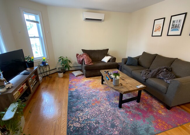 6 Nashua St, Unit 2 in Somerville, MA - Building Photo - Building Photo