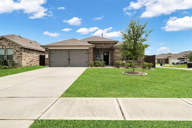 property at 21023 Creighton Wood Dr