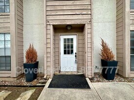 10565 Starcrest Dr in San Antonio, TX - Building Photo