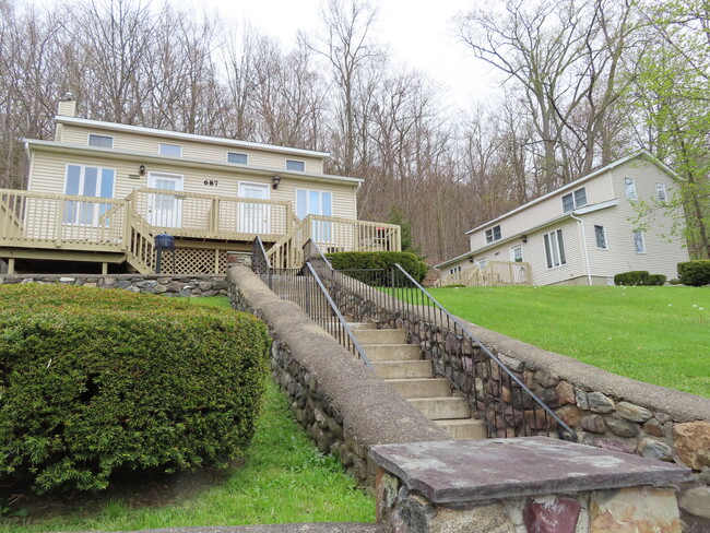 687 Jersey Ave in Greenwood Lake, NY - Building Photo - Building Photo