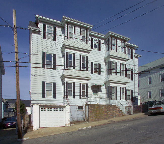 442-446 William St in Fall River, MA - Building Photo - Building Photo