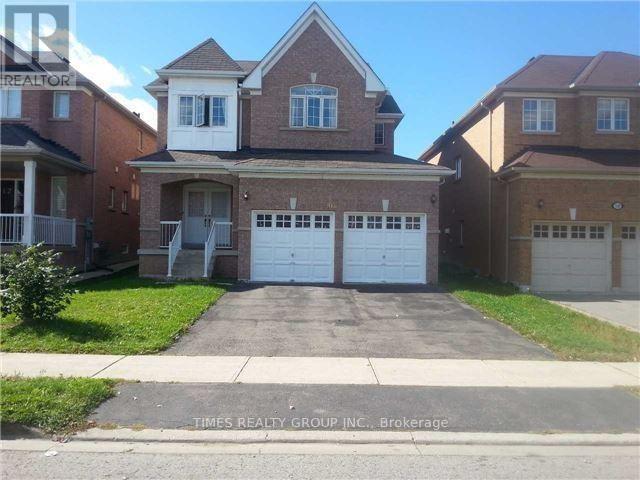 516 Pleasant Ridge Ave in Vaughan, ON - Building Photo
