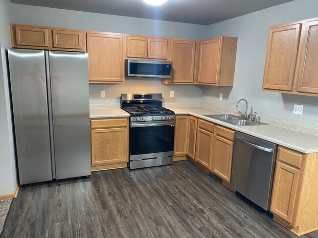 property at 1715 Dainesway Dr