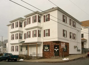 838-844 Pine St in Fall River, MA - Building Photo - Building Photo