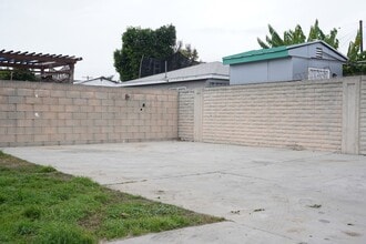 12149 Alondra Blvd in Norwalk, CA - Foto de edificio - Building Photo