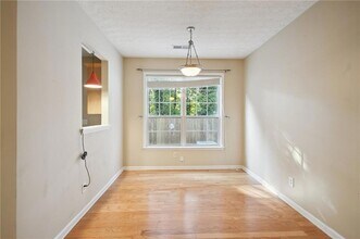 1648 Jackson Way in Atlanta, GA - Foto de edificio - Building Photo