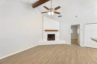 1802 Rawhide Dr in Round Rock, TX - Building Photo - Building Photo