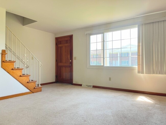 property at 25 Oakridge Dr