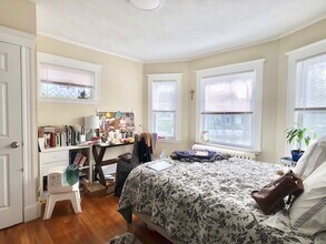 7 Glenley Terrace, Unit 2 in Boston, MA - Foto de edificio - Building Photo