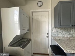 1729 L St NE in Washington, DC - Building Photo - Building Photo