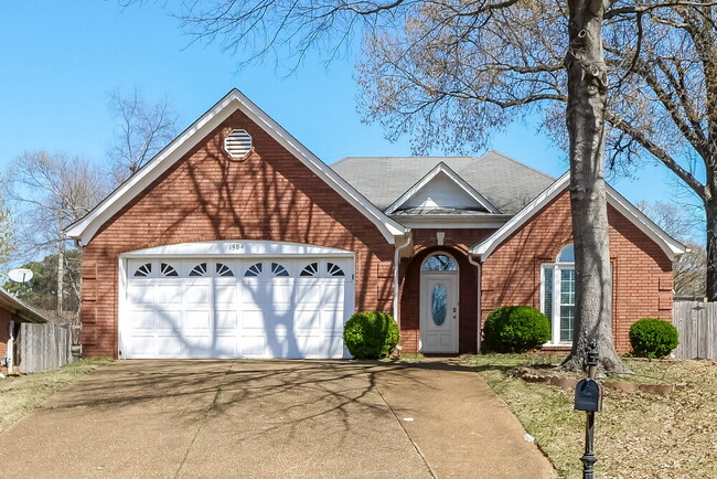 1584 Appling Wood Cove N