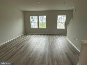 121 Kinkade Ct in Martinsburg, WV - Building Photo - Building Photo