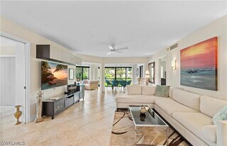 5890 Via Lugano in Naples, FL - Building Photo