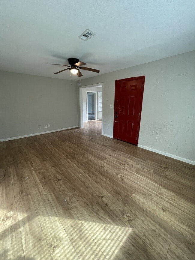 732 Cedarhurst Rd in Jackson, MS - Building Photo - Building Photo