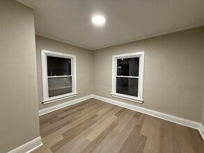 407 Forest Ave in Rockford, IL - Building Photo - Building Photo