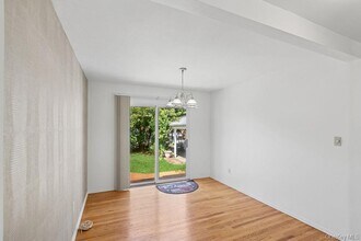17 Columbia Rd in Hicksville, NY - Building Photo - Building Photo