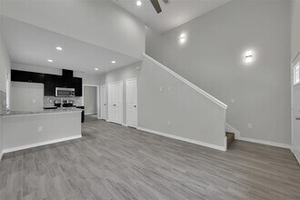 16684 E Ivanhoe St in Montgomery, TX - Building Photo - Building Photo