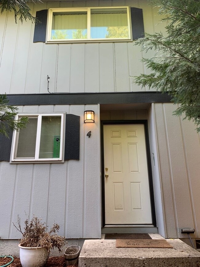 1232 W 8th Ave in Eugene, OR - Building Photo - Building Photo