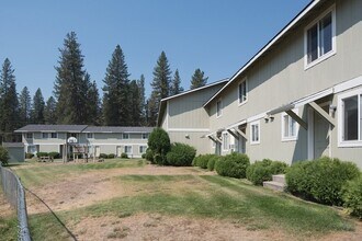 1701 W 7th St in Newport, WA - Building Photo - Building Photo